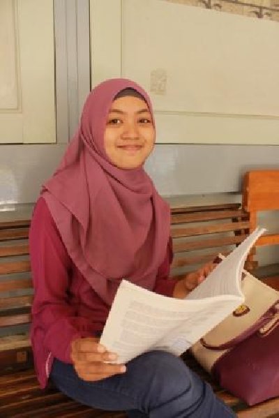 Lilik Endrawati, Anak Petani Yang Lulus Cumlaude