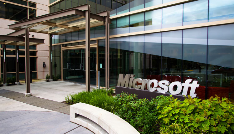 Menguak “Keanehan” di Microsoft