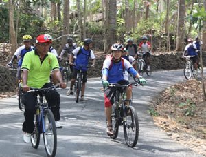 Berjalan atau Bersepeda Membuat Orang Lebih Bahagia