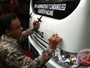 Anies “Test Drive” Mobil Listrik SMK Muhammadiyah