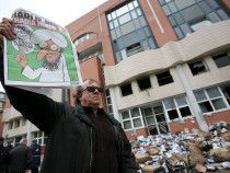 Hina Nabi Muhammad, Kantor Majalah Charlie Hebdo Dihujani Peluru