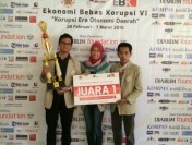 FEB UGM Juara Paper Competition 2015