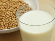 Beberapa Alternatif Pengganti Susu Sapi