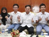 Walikota Bogor Menjamu Siswa Peraih Nilai UN Tertinggi