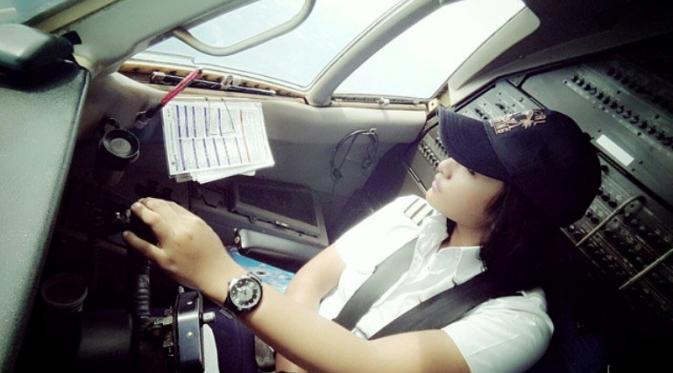 Elesta, Si Cantik Penakluk Angkasa Timur Indonesia
