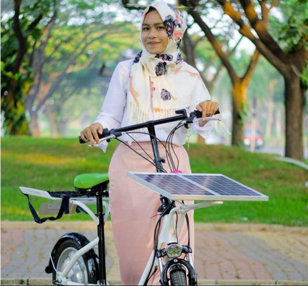 Ini Dia, Sepeda Tenaga Surya Karya Mahasiswa Cantik Asal Bekasi